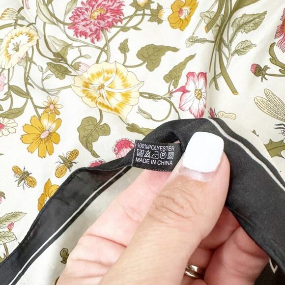 2/$30 NEW Dainty Vintage Look Floral Pink Flower Printed Silky Fashion Scarf - Picture 12 of 13